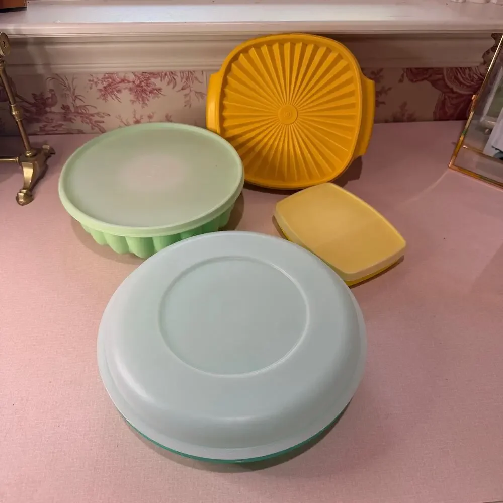 Vintage Tupperware Set of containers w/lids Bowl jello mold veggie & snack tray